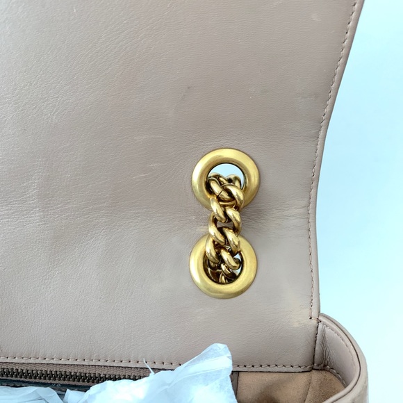 SOLD ON IG Gucci Marmont Medium - Picture 8 of 10